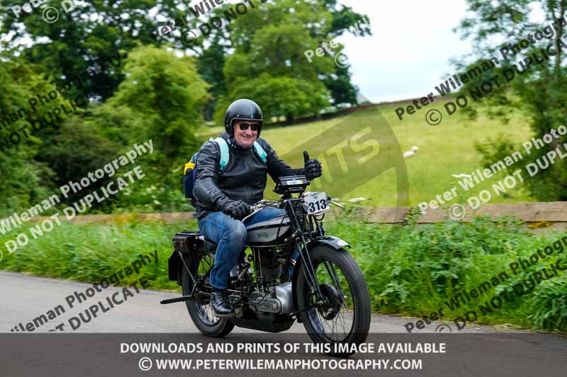 Vintage motorcycle club;eventdigitalimages;no limits trackdays;peter wileman photography;vintage motocycles;vmcc banbury run photographs